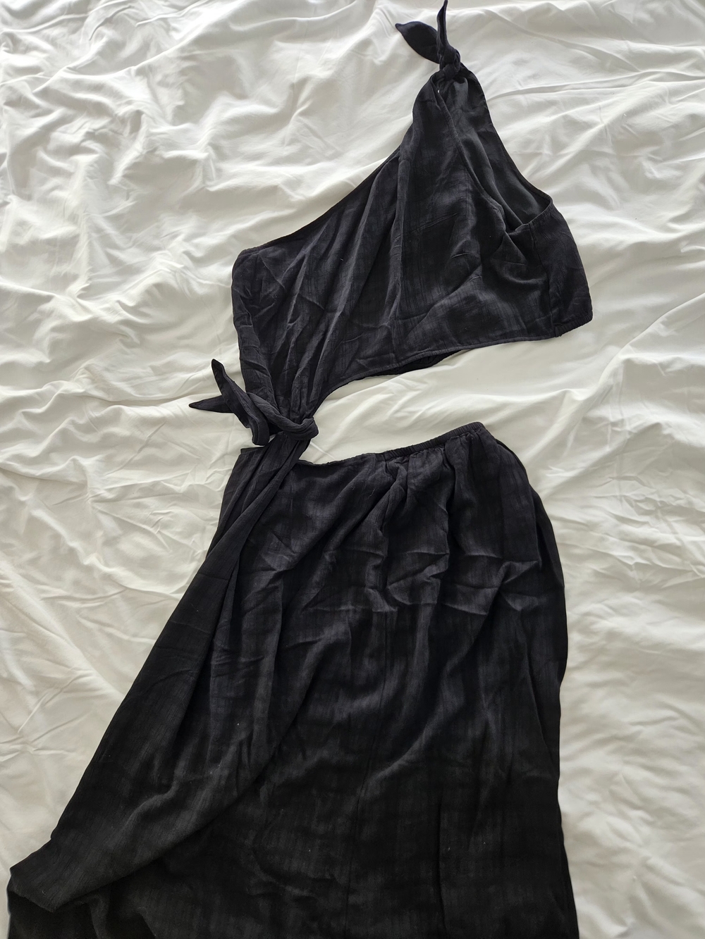 American Eagle Outfitters Black One-Shoulder Maxi Dress with Cutout XXL